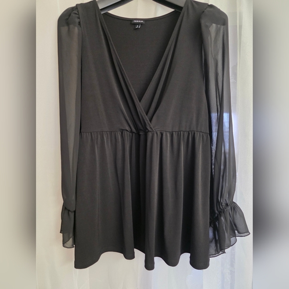 torrid Tops - Torrid Black Long Sleeve Top